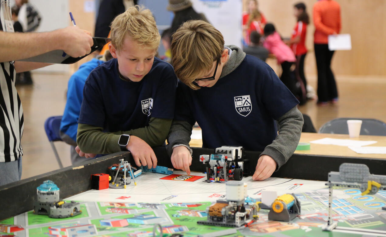 Middle School students competing at LEGO Robotics