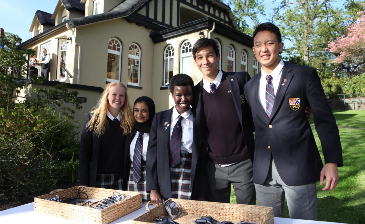 Senior School students are the welcoming party at an alumni reception