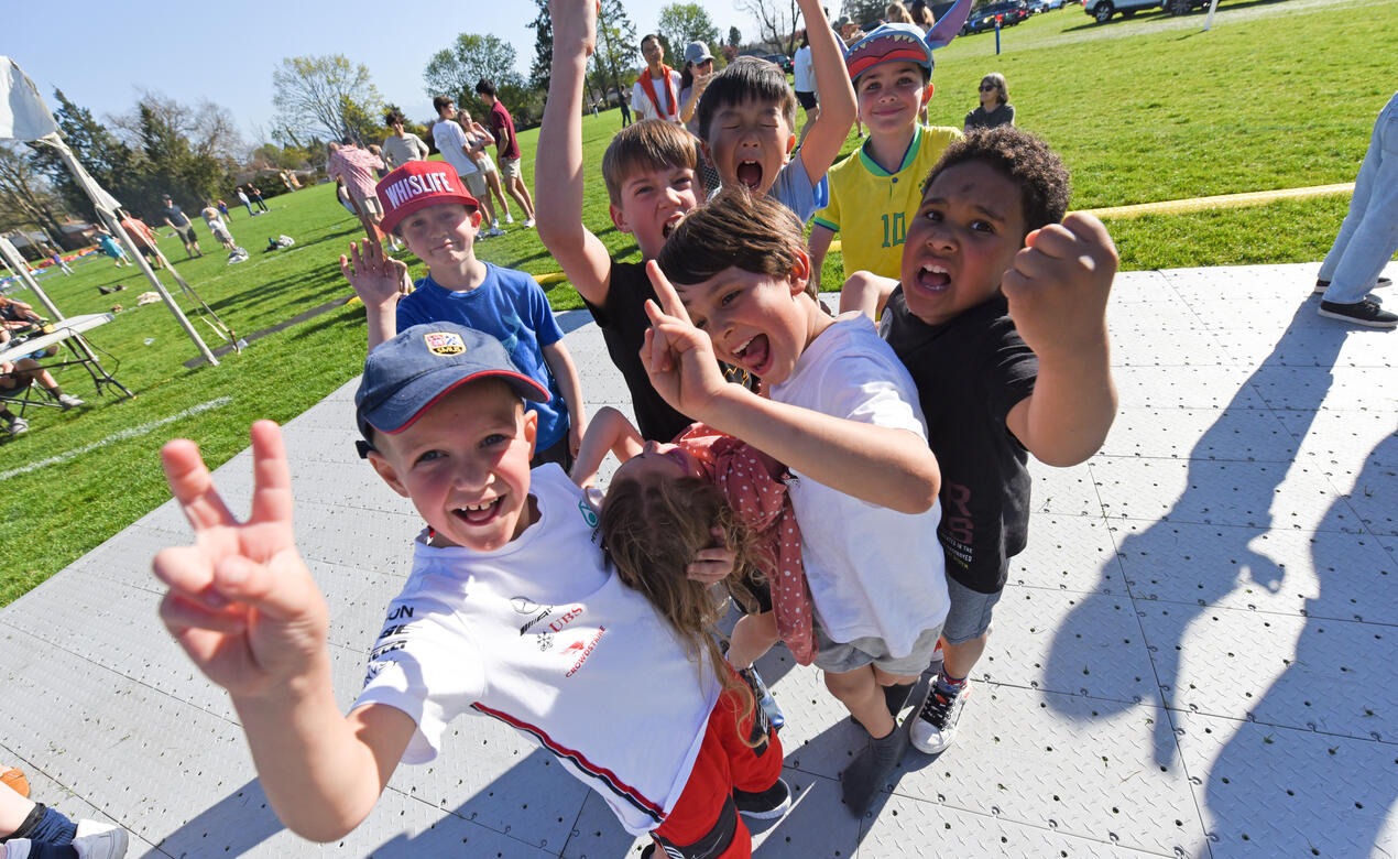 Junior School students dance during Alumni Weekend