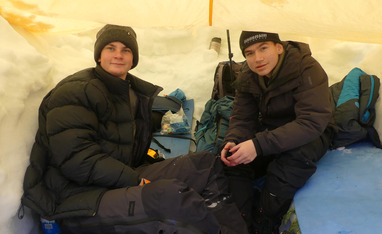Fellow student Teigan and Alessandro on their winter camp outtrip.