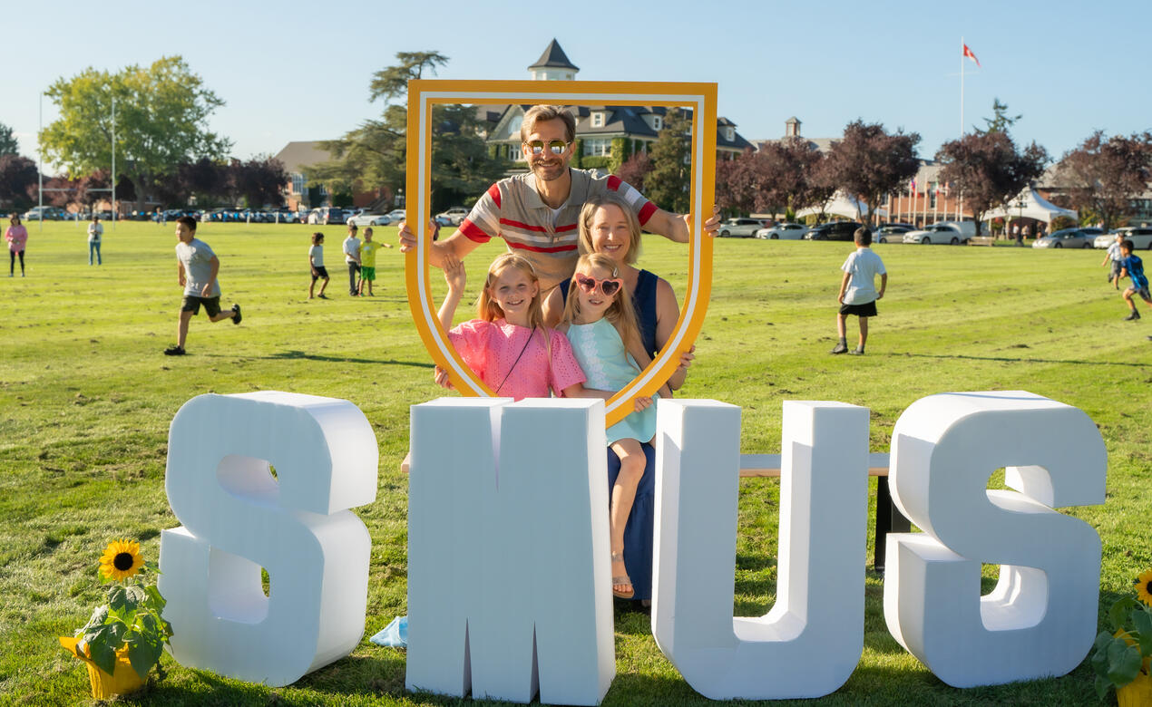Junior School families gather at the opening of the school year