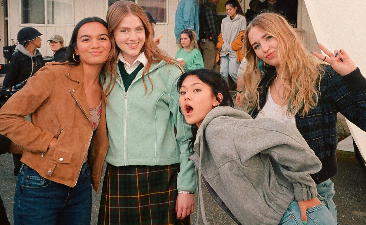Zara with co-stars on set of Happy Face