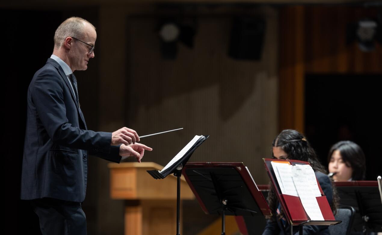 Ian Farish conducting at a Senior Band concert