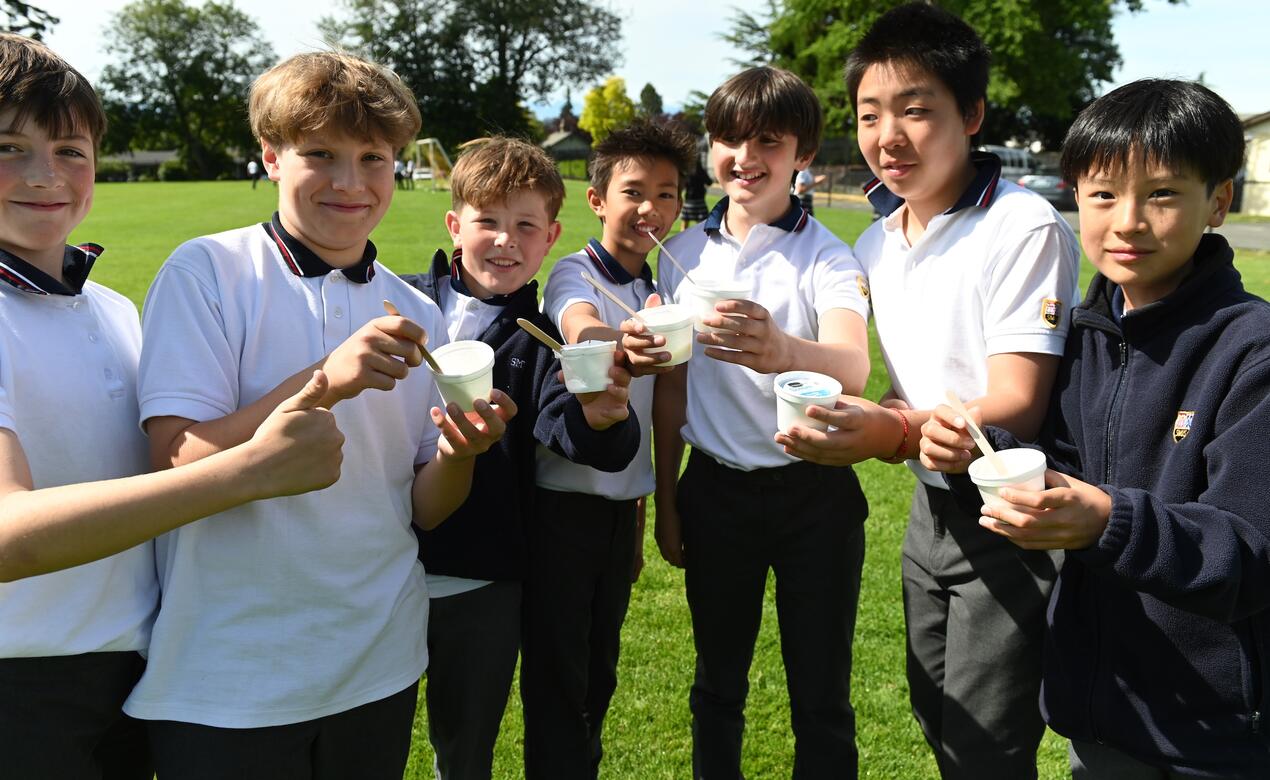 Middle School students pose with their Ice Creams.
