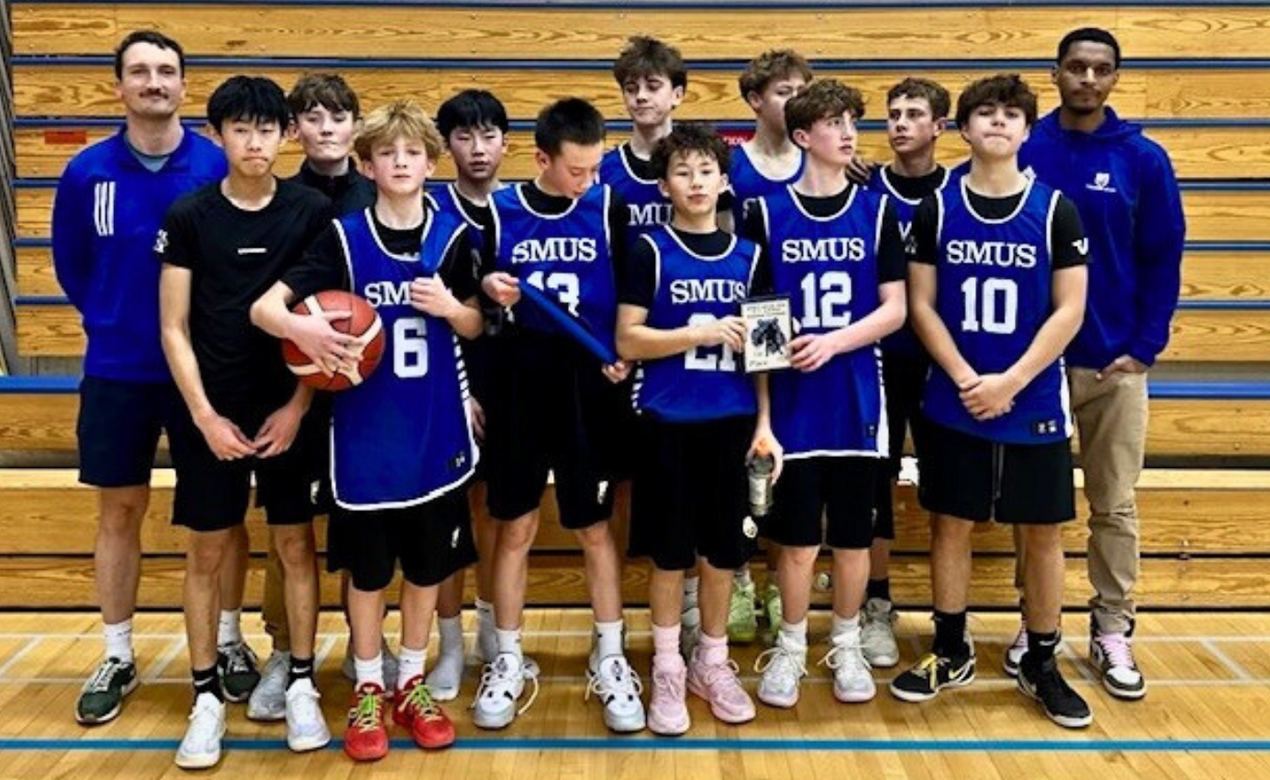 Grade 9 boys basketball team
