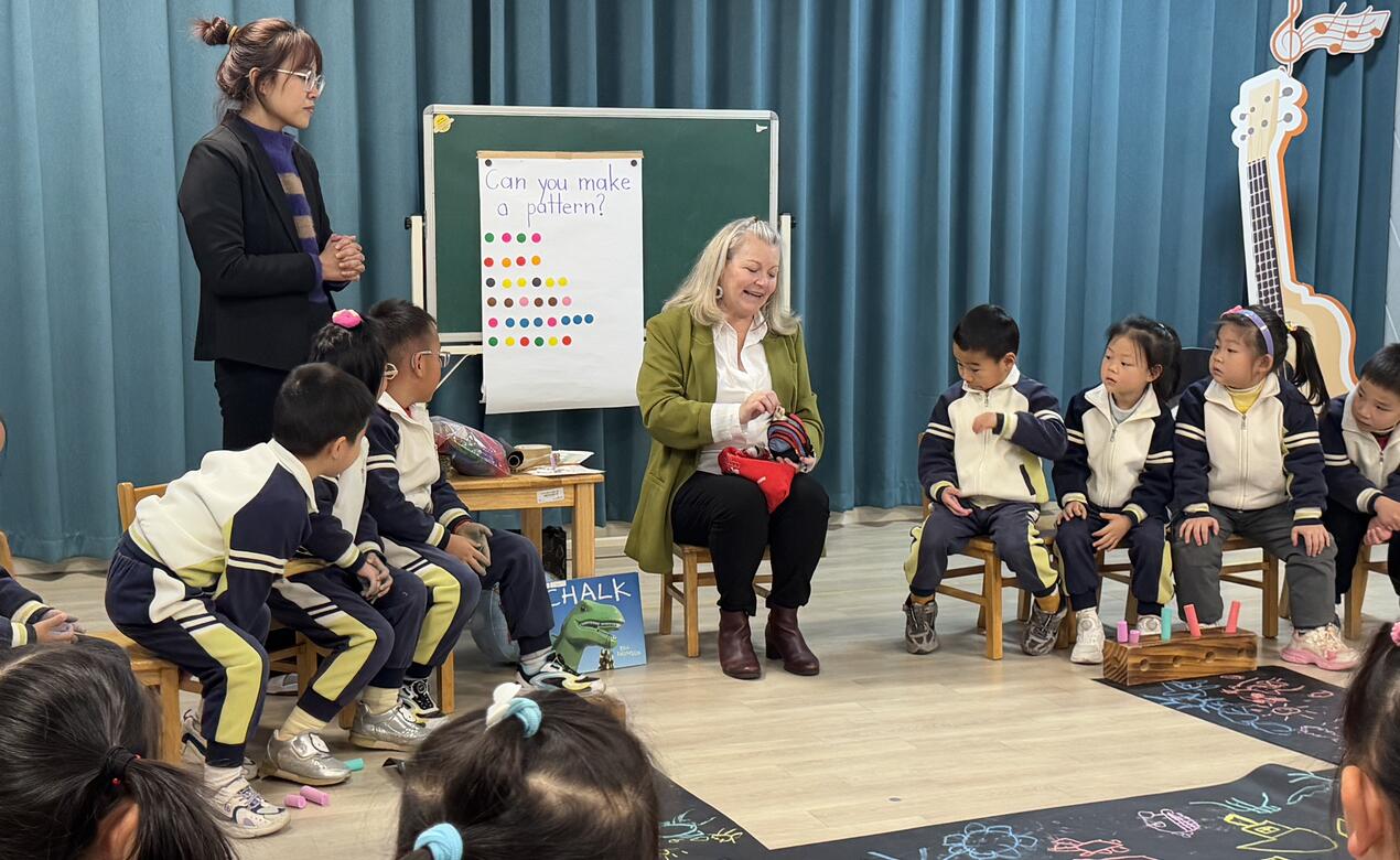 Margaret Lincoln sharing Reggio-inspired learning practices in China