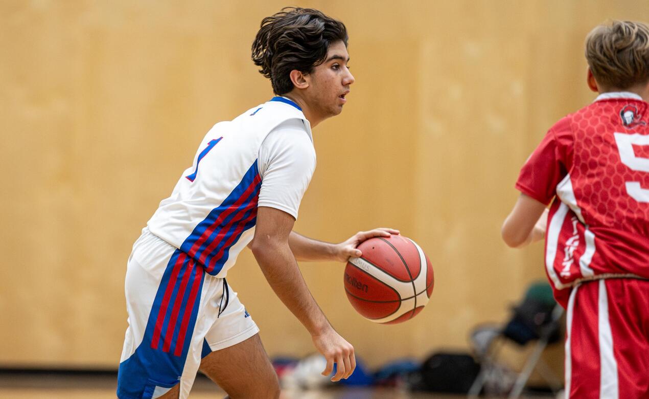 Junior Boys Basketball Manav Kang