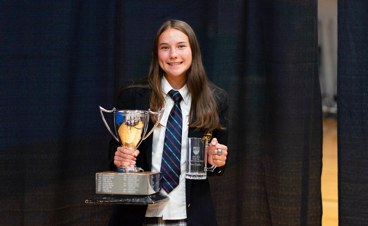 Avery Geddes receives SMUS Senior School Athletics Award