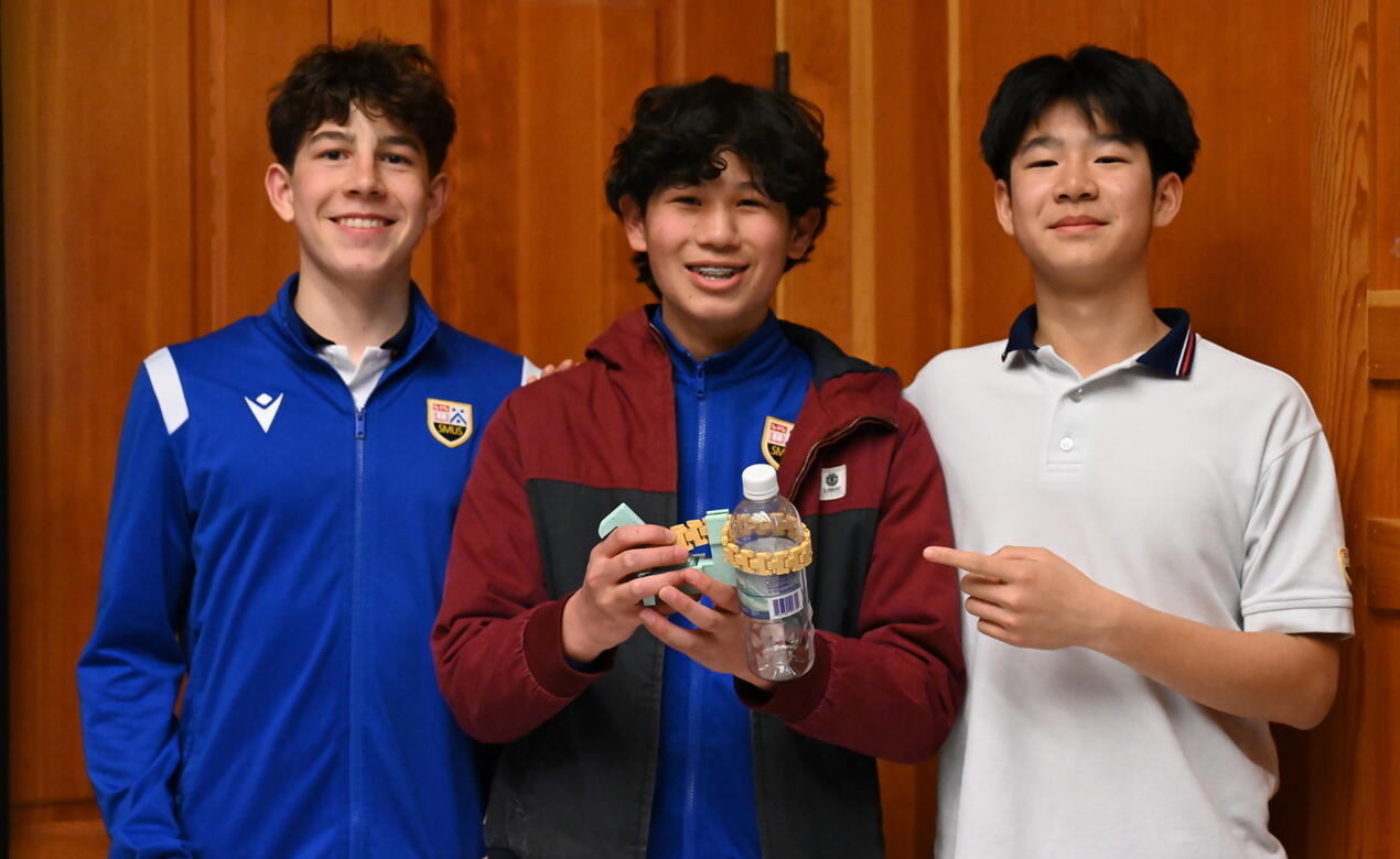 STEAM 10 students share prototypes with Victoria Hand Project