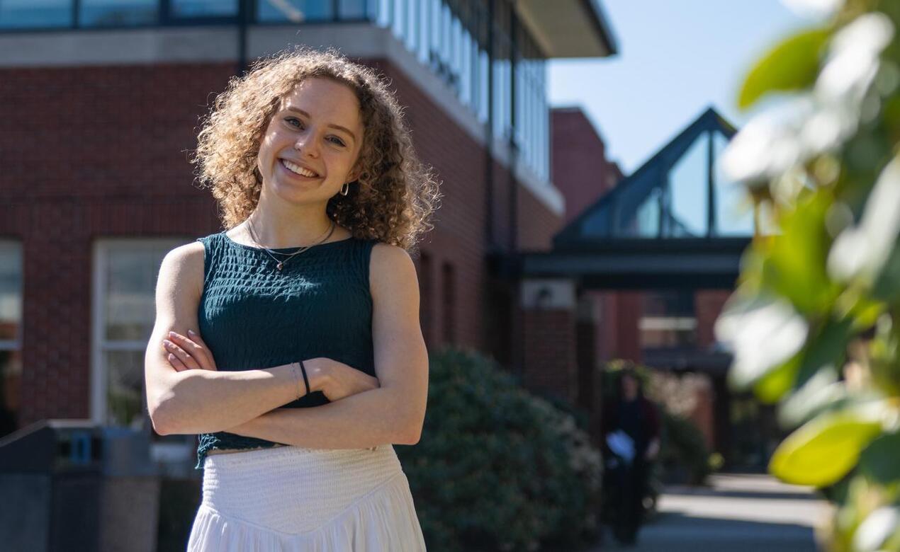 SMUS Alumna Aysha Emmerson '18 returns to campus