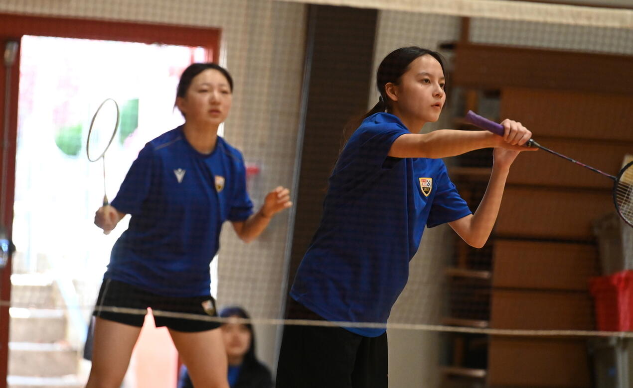 SMUS Badminton Girls