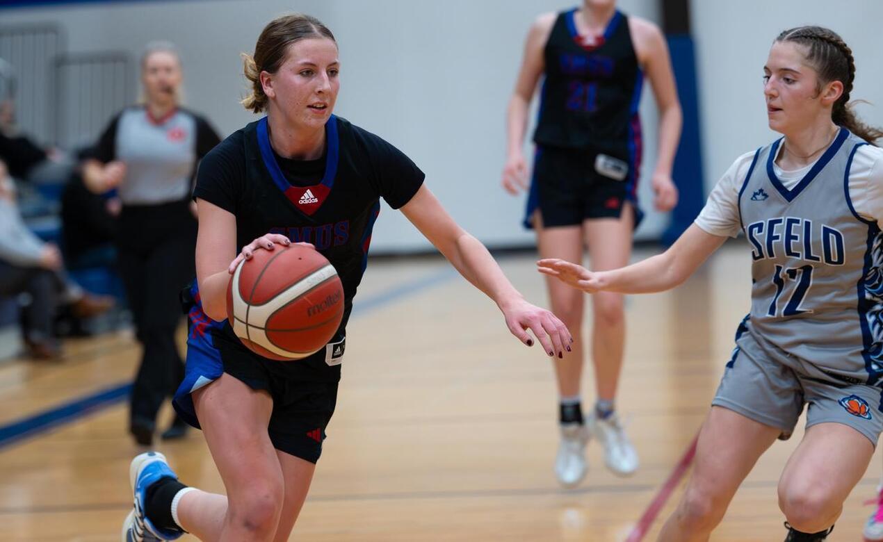 Mya Beare plays basketball