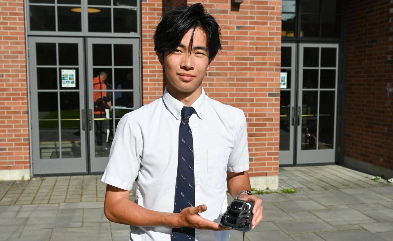 Sting Zhang with Capstone project
