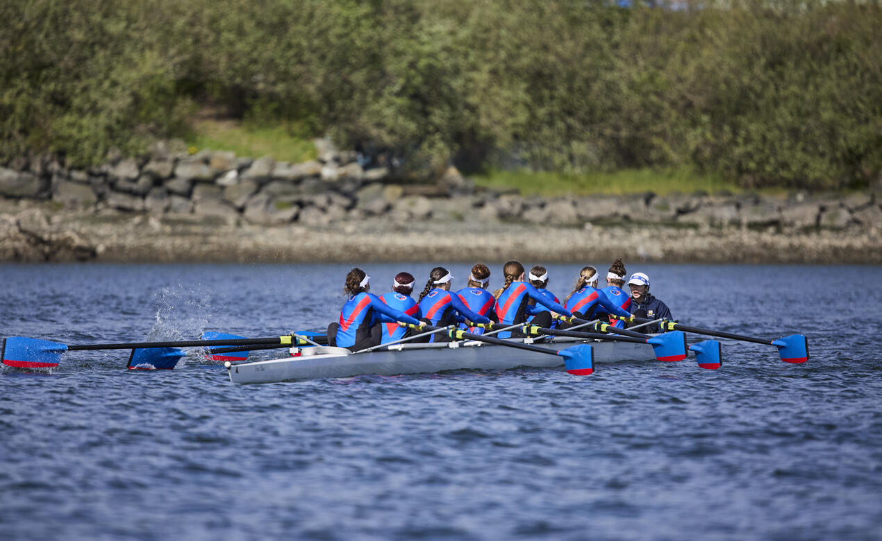 Senior Girls Rowing 8