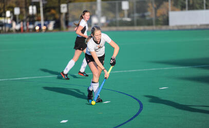 Senior Girls Field Hockey athlete Anna Mollenhauer