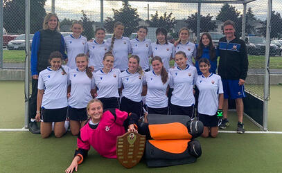 The team poses after winning the Ferreira Cup