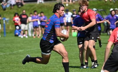 Sebastian Allard playing rugby