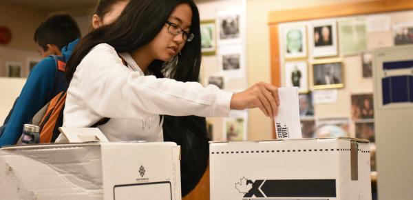Student voting during the Federal Elections