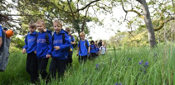 Junior School Outdoor Education hiking