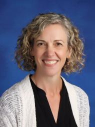 Photo of Alison McCallum