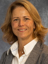 A portrait of Elisa Durickovic