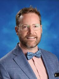 A portrait of Scott Dawson