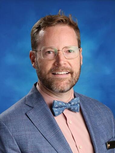 A portrait of Scott Dawson