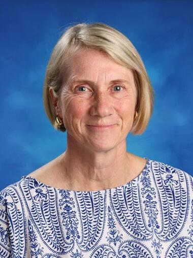 A portrait of Leanne Hamilton