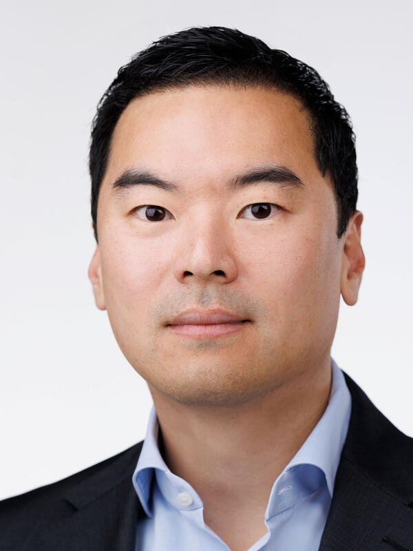 Photo of David Kim '05