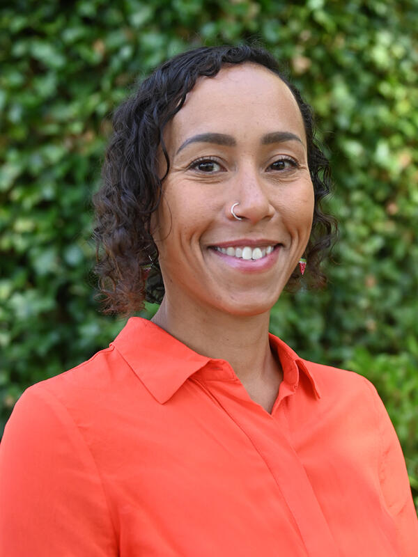 Portrait photo of Dacia Douhaibi