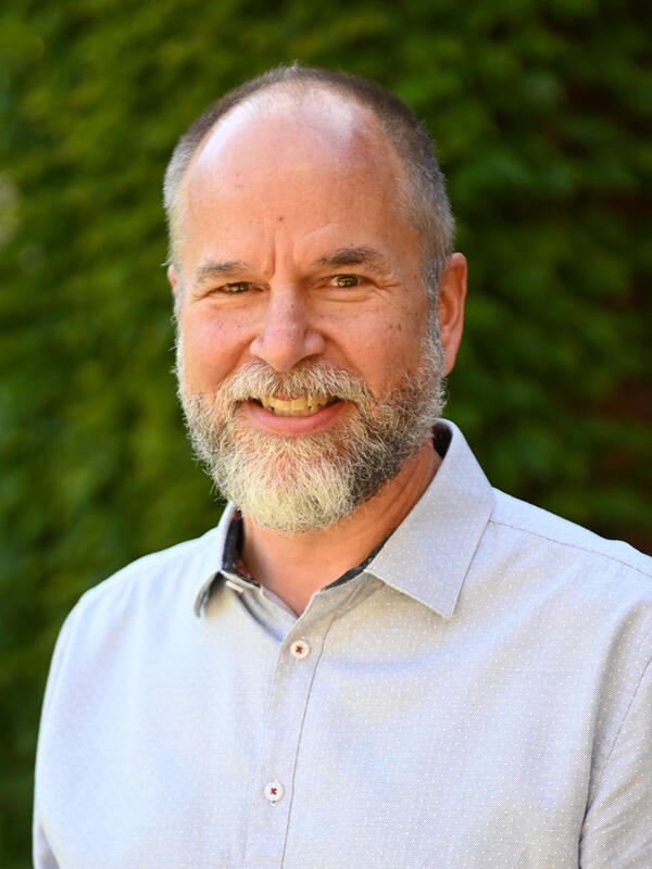 A portrait of Keven Fletcher