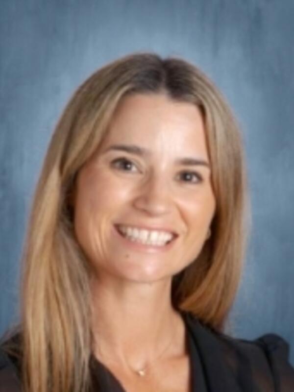 A portrait of Roxanne Kingsbury