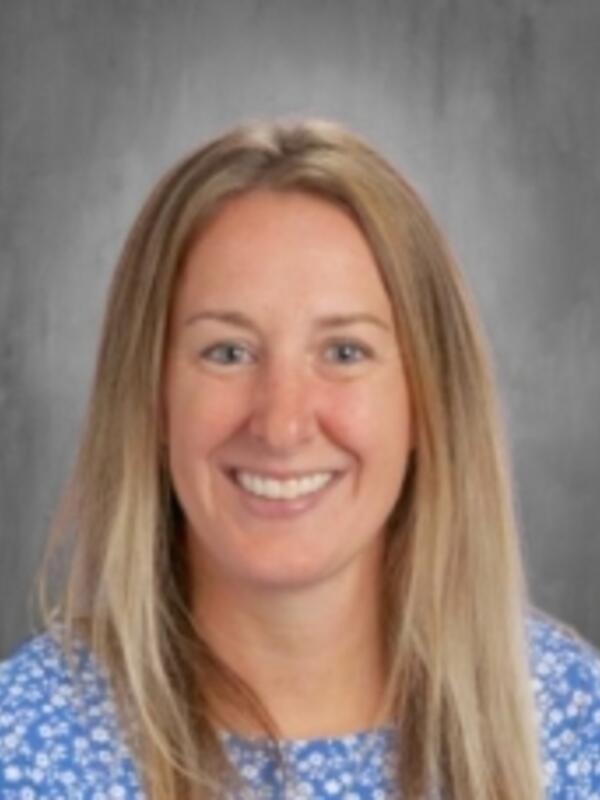 A portrait of Erin Sask