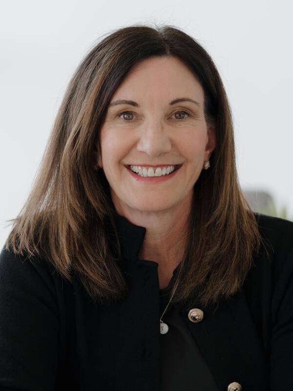 Portrait photo of Shelly Berlin