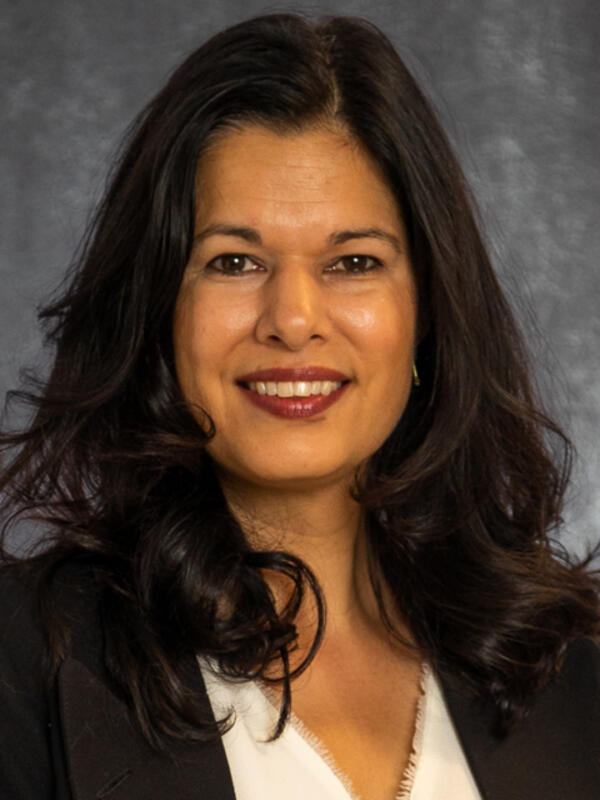 A portrait of Karen Jawl '99