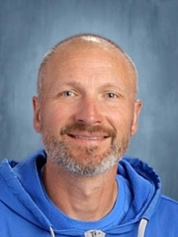 A portrait of Mike Danskin