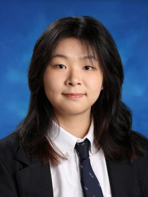 Portrait of Molly Gu