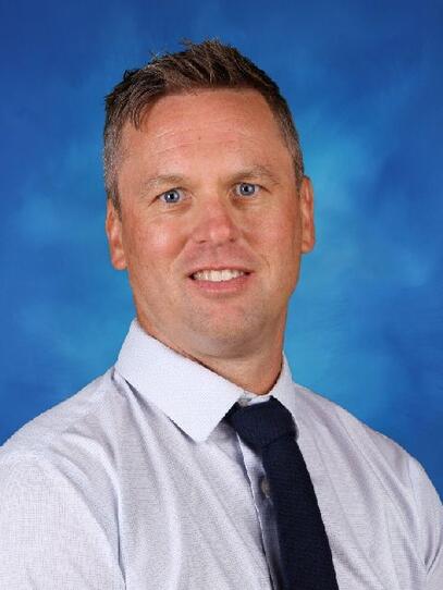 A portrait of Ryan Dewar