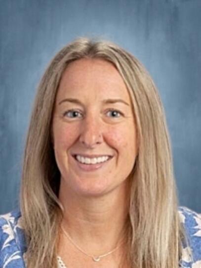 A portrait of Erin Sask