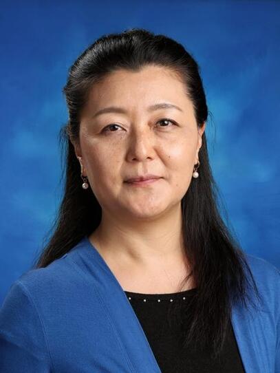 A portrait of Sophie Shimizu