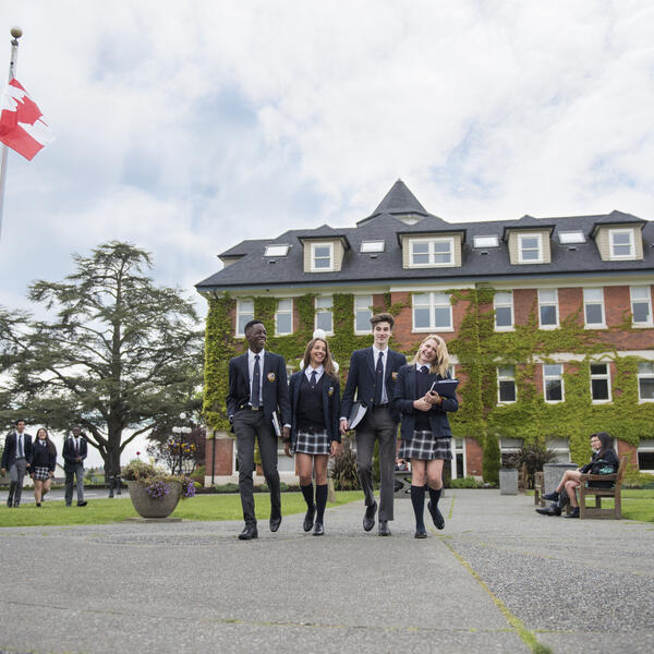 Senior School students in front of School House