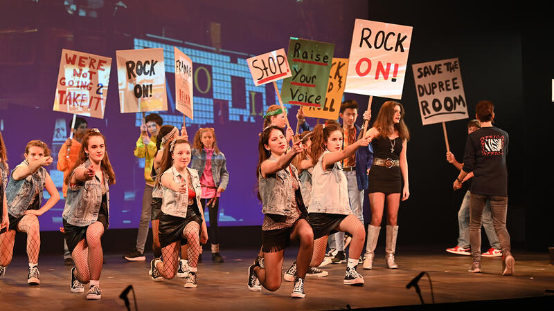 MS Musical Rock of Ages