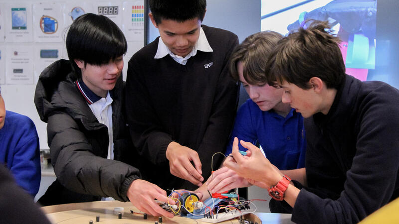 Senior STEAM Engineering students