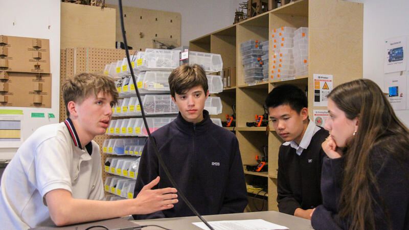 Senior STEAM Engineering students