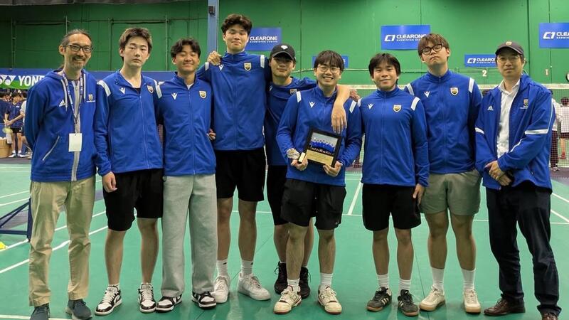 Senior Badminton Team Photo