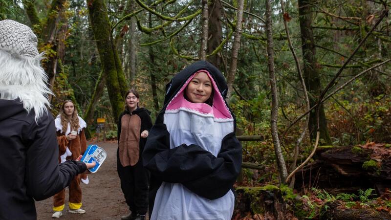 Grade 3 Students visit Goldstream Park for the salmon run