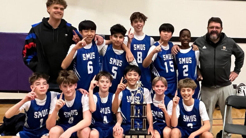 Grade 8 basketball champions