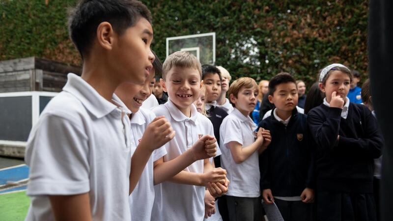 Grade 10 STEAM students visit Grade 3s for Genius Hour