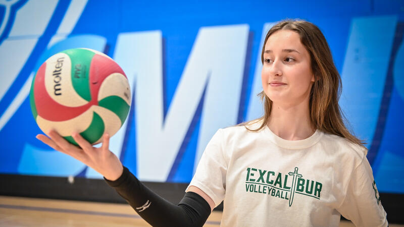 Senior Nicola Bevington Volleyball