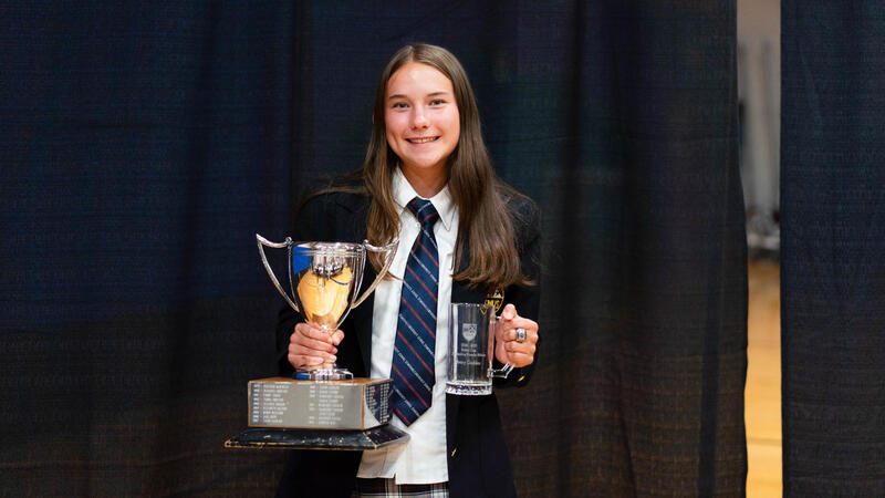 Avery Geddes receives SMUS Senior School Athletics Award